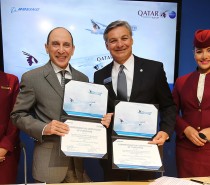 Boeing i Qatar Airways finalizują zamówienie na 50 samolotów 777X Boeing i Qatar Airways finalizują zamówienie na 50 samolotów 777X
