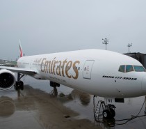 100 samolotów typu Boeing 777-300ER we flocie Emirates