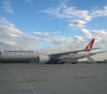 Nieplanowane lądowanie samolotu linii Turkish Airlines na Lotnisku Chopina Nieplanowane lądowanie samolotu linii Turkish Airlines na Lotnisku Chopina