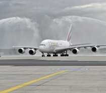 Linie Emirates otwierają drugie codzienne połączenie A380 do Frankfurtu Linie Emirates otwierają drugie codzienne połączenie A380 do Frankfurtu