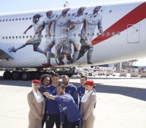 Linie Emirates prezentują nową kalkomanię Realu Madryt na kadłubie samolotu A380 Linie Emirates prezentują nową kalkomanię Realu Madryt na kadłubie samolotu A380