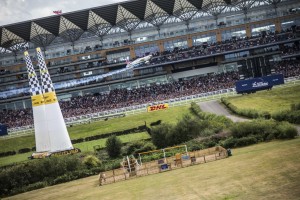 Red Bull Air Race_Ascot_Paul Bonhomme_fot. Daniel Grund Red Bull Content Pool